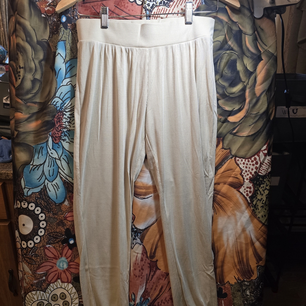 Victoria's Secret Cream Wide Leg Pants